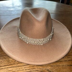 Tan wool hat with Pearl Detailing
